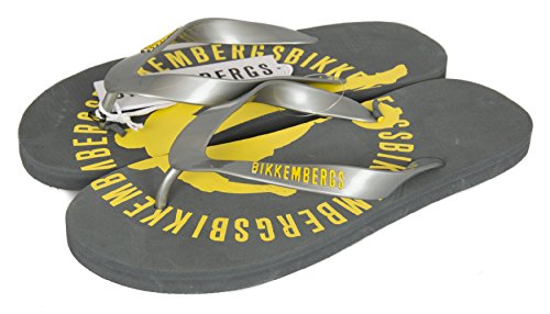 Flip-Flops for Men and Women Item B6A80202