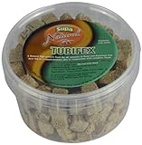 Tubifex viene en cubos que se pueden pegar al cristal del acuario o romper para adaptarse al tamaño de los peces que se alimentan.
