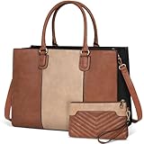 👜【Qualité Supérieure】:Fabriqué en cuir PU de première qualité avec une doublure en nylon souple, ce sac de travail est imperméable et résistant aux rayures pour vous garder au sec même sur les sols humides. Les coutures renforcées et les fermetures éclair souples ajoutent à la durabilité de la sacoche pour ordinateur portable. Le fond est doté de 4 pieds en métal pour réduire les frottements et les rayures et maintenir la stabilité.