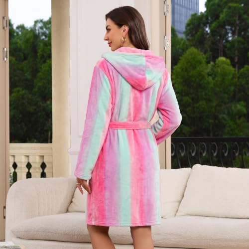 Image of U2SKIIN Women Hooded Fleece Robe, Short Plush Robes for Womens With Hood Soft Warm Spa Bathrobe