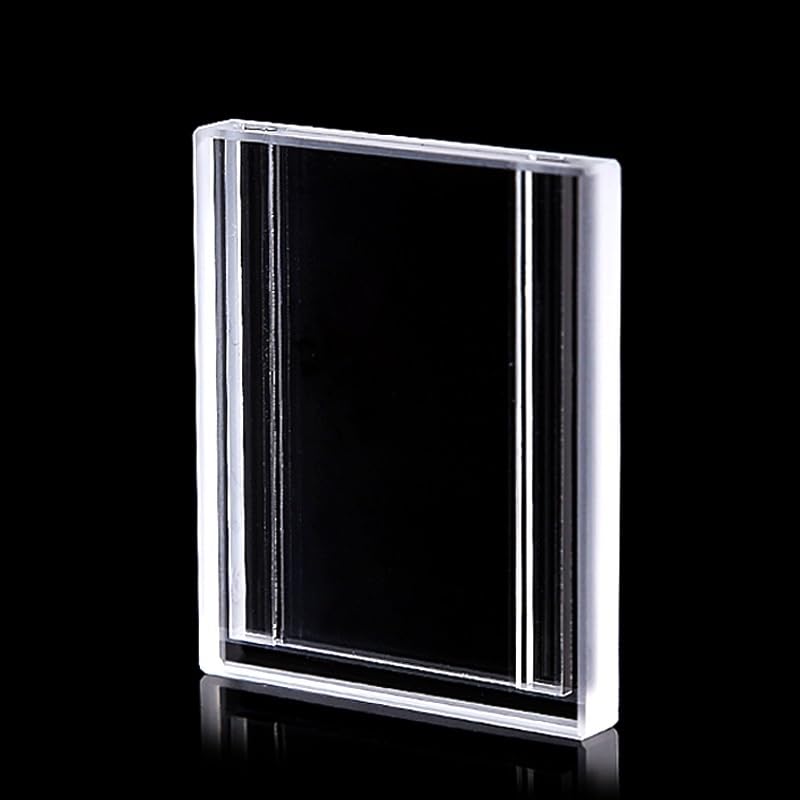 Cuvette de laboratoire en quartz à haute transmission UV pour analyses spectrales