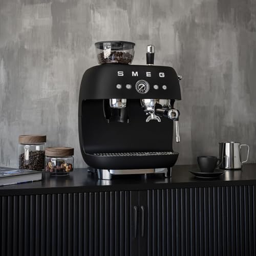 Image of Smeg Semi-Automatic Espresso Machine (Matte Black)