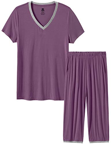 Image of JINSHI Women's Pajamas Set Short Sleeve Top and Capri Pants Lightweight Sleepwear Comfy Pjs Lounge Set with Pockets