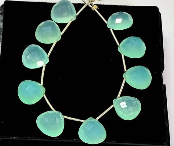 Aqua chalcédoine perle cœur symbole d'amour pour composer un bijou unique