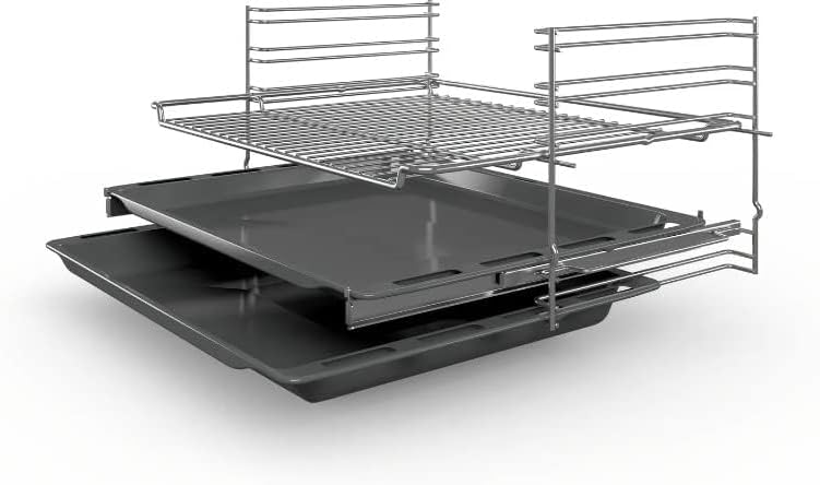 Bosch oven accessories: a combination grid, an enamel baking tray, and a universal pan.