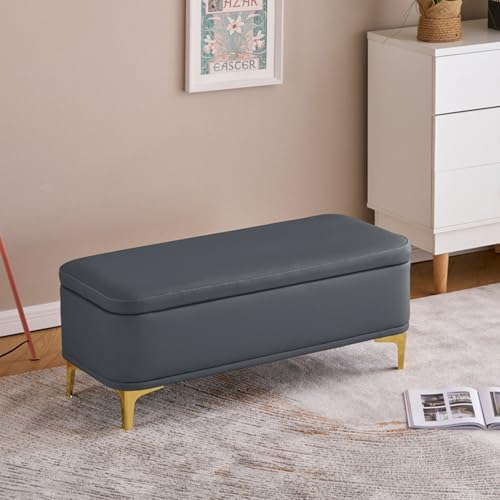 Banc de bout de lit en bois massif et cuir synthétique gris, l'alliance du confort et du design
