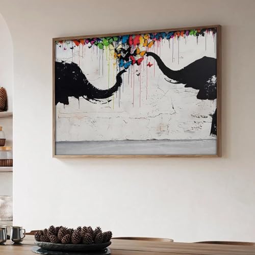 Peinture d'éléphant colorée pour réveiller les murs blancs d'un salon moderne