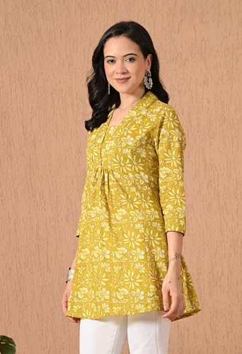 Image of Amazon Brand - Tavasya Women Ethnic Printed V-Neck Cotton Short A-line Kurta | Stylish Casual Everyday Office Top | 3 /4th Sleeve | Regular Fit