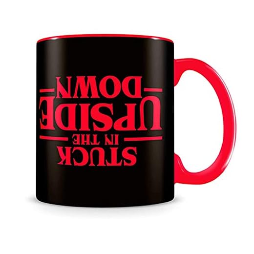 Stranger Things MG25285C - Taza de cerámica (315 ml), diseño de texto en inglés