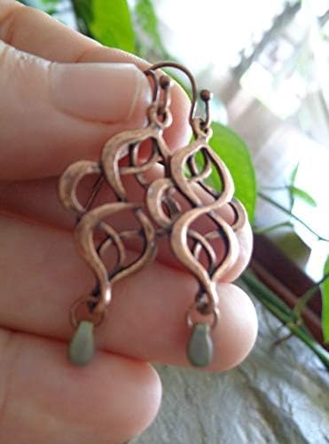 ✿ NOEUD CELTIQUE EN CUIVRE ET CROCHET EN PERLE DE VERRE MAT JAPONAIS ✿ belles boucles d'oreilles romantiques en cuivre