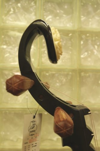 Dunhuang Pipa - Chinese Guitar/Lute with Rosewood Pegs - Image 3