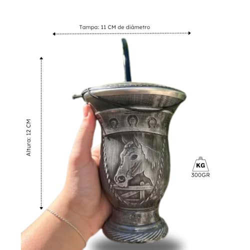 Kit Chimarrão: Cuia Porongo com Gravura de Cavalo, Bomba de Inox e Bocal de Inox (Preto Preto)