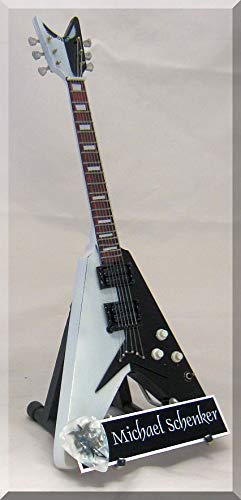 MICHAEL SCHENKER Guitare Miniature Scorpions DEAN avec médiator - Les Beatles, Paul McCartney, John Lennon, RIngo Starr, George Harrison MICHAEL SCHENKER Guitare Miniature Scorpions DEAN avec médiator