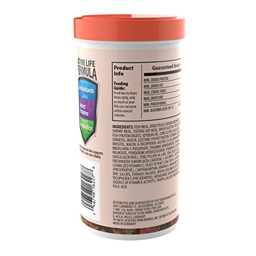 Tetra Tetrafin Goldfish Flakes 3.53 Ounces, Balanced Diet (16227) & Api Stress Coat Aquarium Water Conditioner 16-Ounce Bottle #TOP2