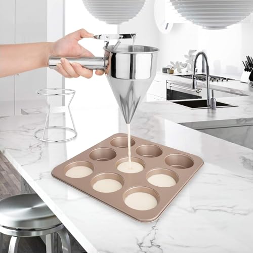 Image of Stainless Steel Pancake Batter Dispenser, Funnel Dispenser with Stand for Takoyaki and Baking and Chocolate Balls and Baked Goods (600 ml) (Silver) (1 pcs)