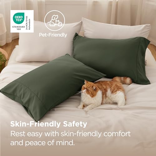 Image of Bedsure Pillow Cases Standard Size Set of 2 - Olive Green Microfiber Pillowcases, Super Soft Double Brushed Pillow Case Covers with Envelope Closure for Kids, Wrinkle, Fade Resistant, 20x26 Inches