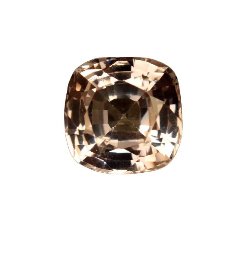 Saphir jaune en coussin facetté de 9 x 9 mm, la gemme idéale à offrir pour la création de colliers