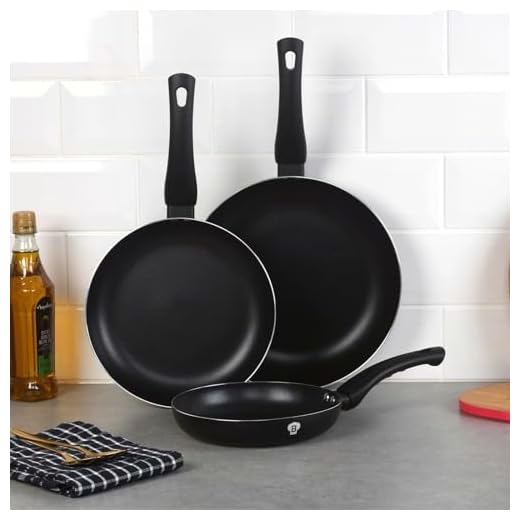 BLAUMANN 3-delige set kookgerei inductieveilige aluminium koekenpannen Soft Touch handvat (mat zwart)