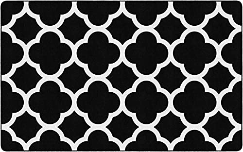 Flagship Carpets Schoolgirl Style Black and White Quatrefoil Classroom Area Rug for Indoor Classroom Learning or Kid Bedroom Educational Play Mat, 7'6