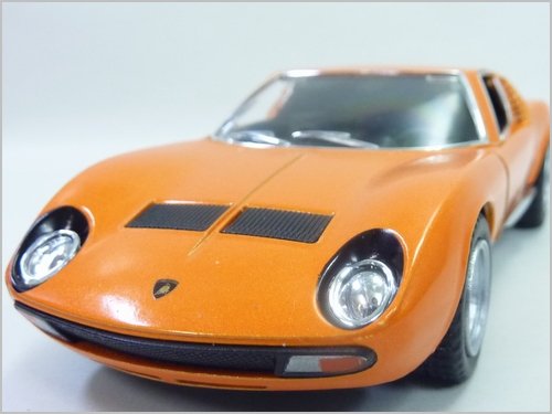 Kinsmart/キンスマート◇ランボルギーニミウラP400SV◇1/34ダイキャストモデルミニカー(オレンジ)のサムネイル