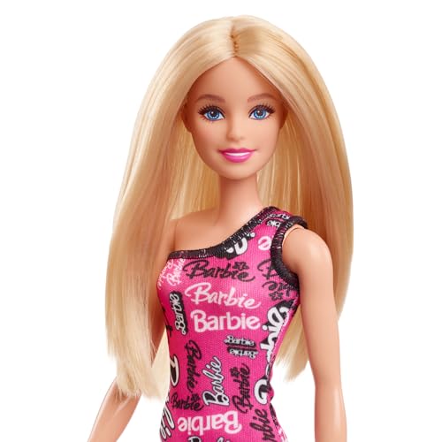 Barbie Muñeca de moda con pelo rubio y liso, vestido con un hombro al descubierto y zapatos rosas con el logotipo - Para niños y niñas + 3 años, HRH07