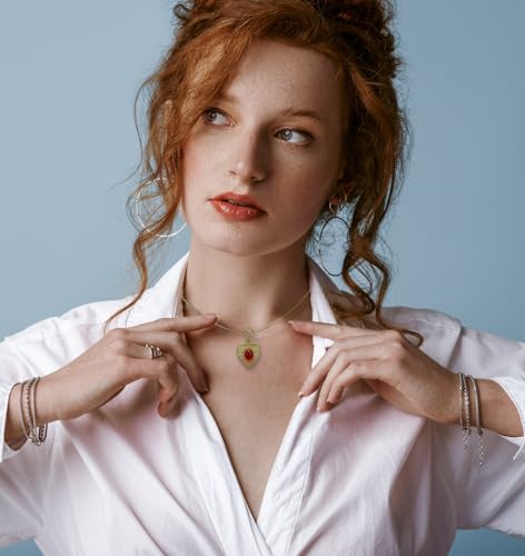 Retro Vintage Radial Pattern Love Heart Red Agate OT Buckle Necklace Women's Easy-Matching Casual Necklace2