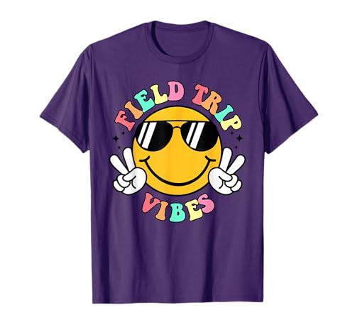 Field Trip Vibes Face Smile Retro Groovy Field Day 2025 T-Shirt