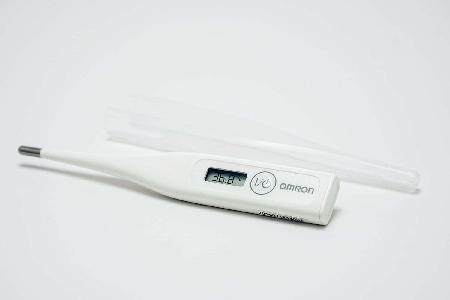 Thermomètre digital de fièvre OMRON Eco Temp Basic pour utilisation orale, axillaire et rectale Lecture précise, facile à nettoyer et résistant à l'eau Idéal pour les adultes, les enfants et les bébés