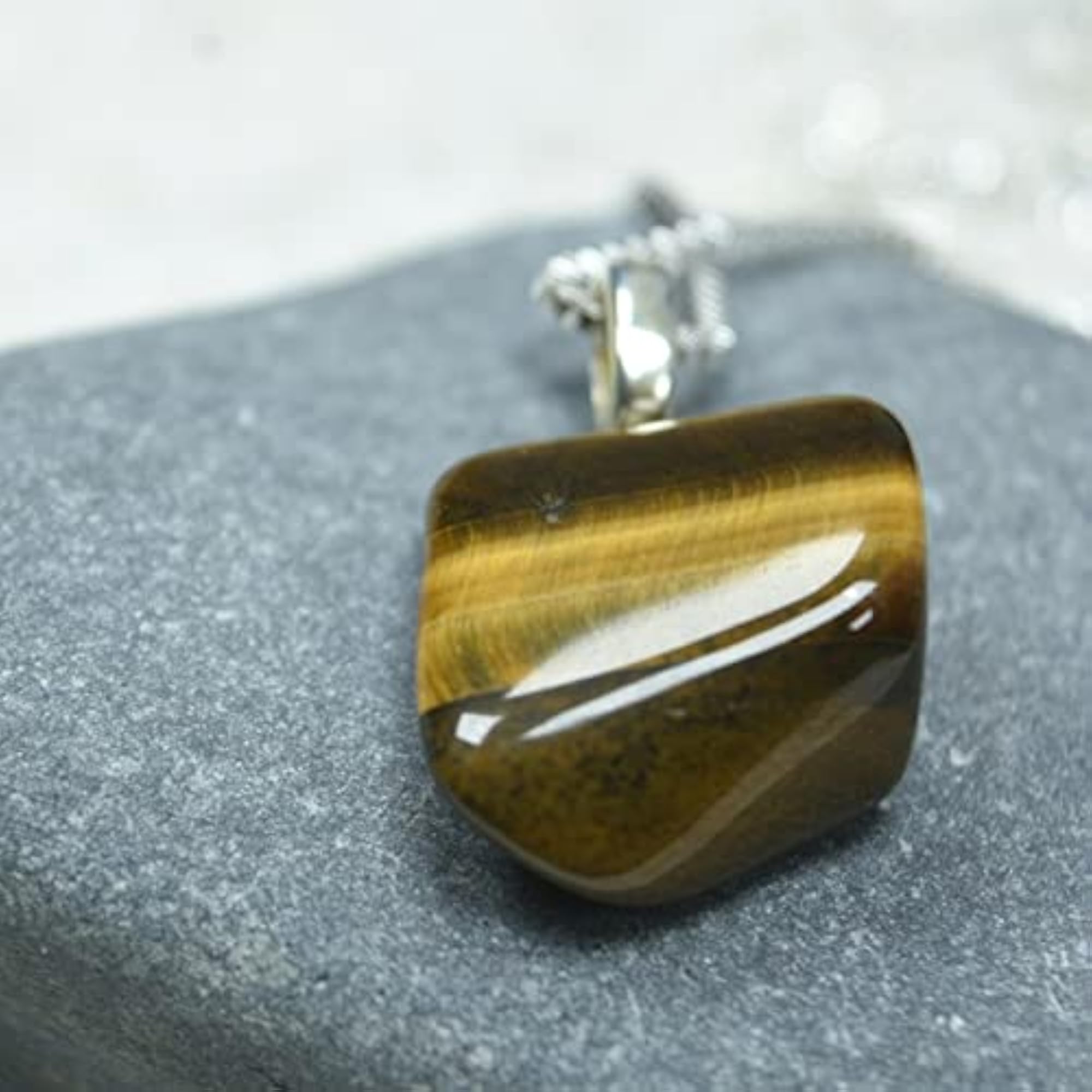 Tiger's Eye Crystal Pendant, Wearable Without Chain