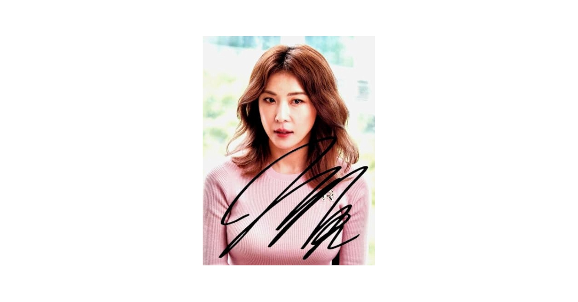 ハ・ジウォン直筆サイン入り2Lサイズ写真…Ha Ji-won … ハ・ジウォン直筆サイン入り2Lサイズ写真…Ha Ji-won … - メルカリ