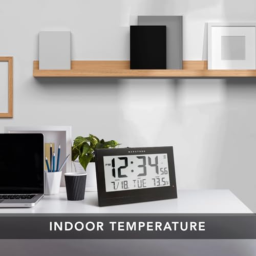 Reloj atómico MARATHON digital para salones amplios con indicador de temperatura interior 8