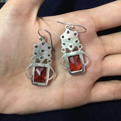 Boucles d'oreilles rectangulaires grenat, le cadeau idéal