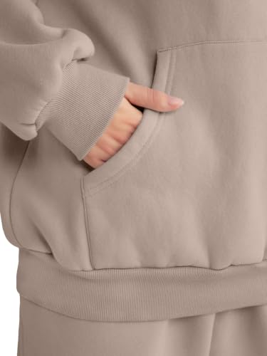 Image of AUTOMET Womens 2 Piece Lounge Sweatsuit Fall Fashion Matching Sweat Sets | Oversized Fall Hoodies & Baggy Jogger Sweatpants Fashion 2026 Outfits
