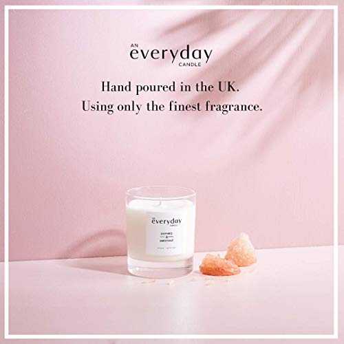 Candela profumata per tutti i giorni, realizzata a...