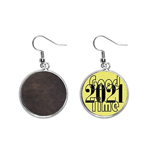 Pendientes abstractos de cuero negro con acabados de alta joyería artesanal