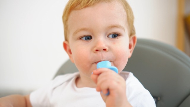 Set 4 Posate Svezzamento Bambino | Cucchiaio E Forchetta In Silicone | Sicuro E Morbido - Foto 2