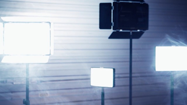 Watch SAMTIAN LED Video Light-TL-160S 2 KIT on Amazon Live
