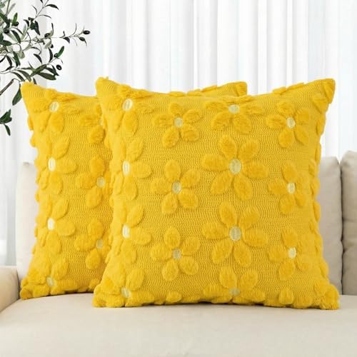 AVOIN colorlife Spring Summer Yellow Daisy Throw Pillow Covers Se...
