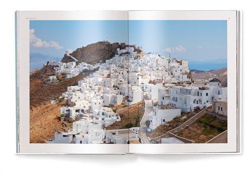 The Cyclades: Greek Island Paradise