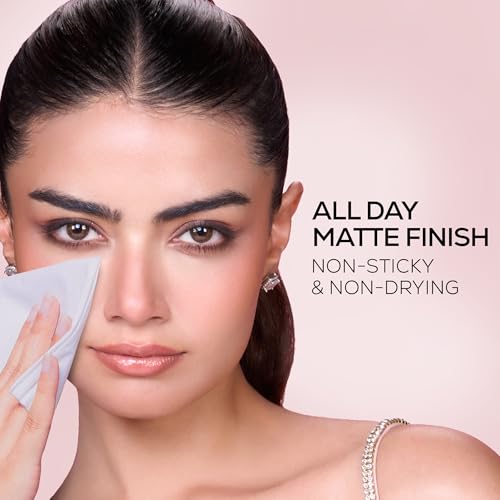 Image of RENEE Bollywood Filter Blurring Setting Spray for Face Makeup, Matte Finish & Pore Blur Effect with Niacinamide & Hyaluronic Acid, Long Lasting Makeup Fixer & Shine Control, Fine Mist 5ml
