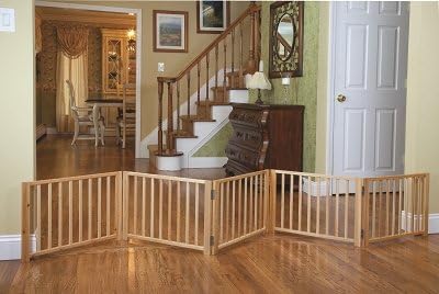FOUR PAWS PRODUCTS - FREE STANDING WOOD GATE (5 PANEL) "Ctg: DOG PRODUCTS - DOG CONTAINMENT - GATES"