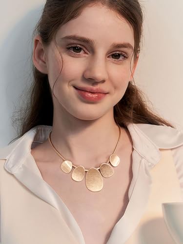 CLASSYZINT Gold Irregular Metal Piece And Coin Pendant Necklace For Women3