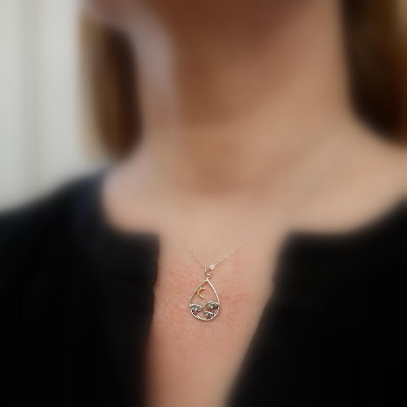 Collier argent 925 champignons et lune en bronze ciselé main - 4