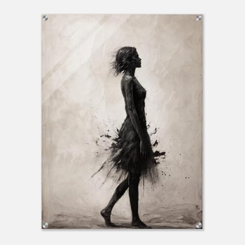 Toile femme en noir encadrée pour habiller un grand mur vide de salon