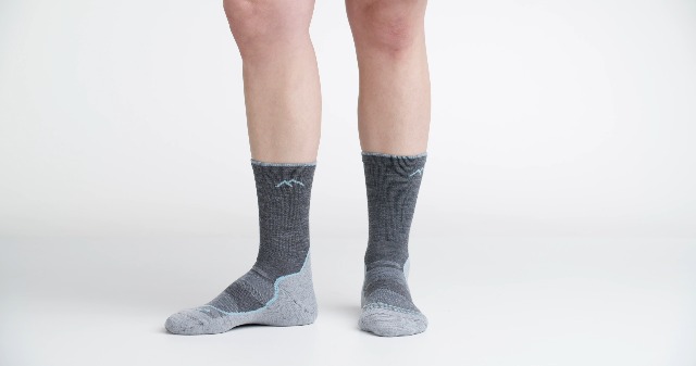 Amazon.com : Darn Tough Women's Light Hiker Micro Crew Lightweight