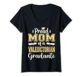 Photo Gallery donna orgogliosa mamma del 2023 valedictorian class 2023 laureato maglietta con collo a v Photo Gallery donna orgogliosa mamma del 2023 valedictorian class 2023 laureato maglietta con collo a v