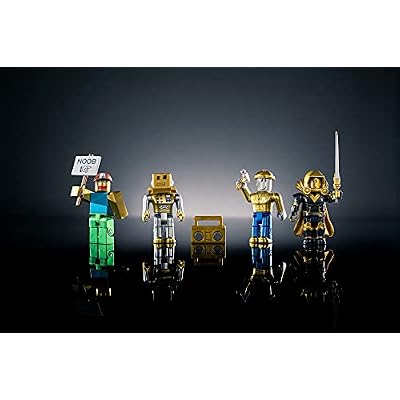 Roblox Action Collection - 15th Anniversary Roblox Icons Gold Collector's Set [Includes Exclusive Virtual Item]
