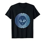 Alien Face On A Blue Mandala Background Awesome Geek T-Shirt