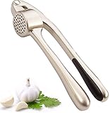 【Operación simplea】Diferencia de las prensas de ajo tradicionales, la prensa de ajo tiene una estructura curva y un diseño ergonómico. La operación es rápida y fácil, es un gadget de cocina esencial.