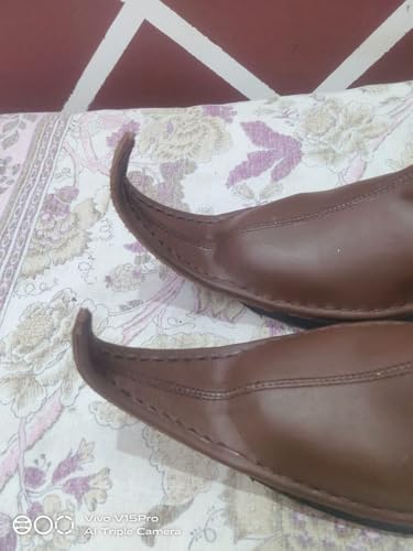 Image of Medieval Poulaine Leather Ankle Shoes - Handmade Roman Costume Footwear for Men - LARP, Renaissance, and Reenactment Boots.